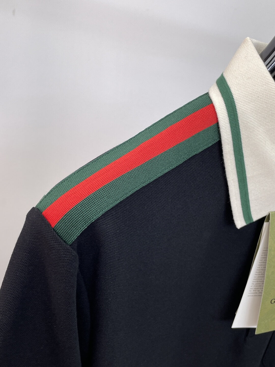 Red‑Green Striped Shoulder Polo Shirt