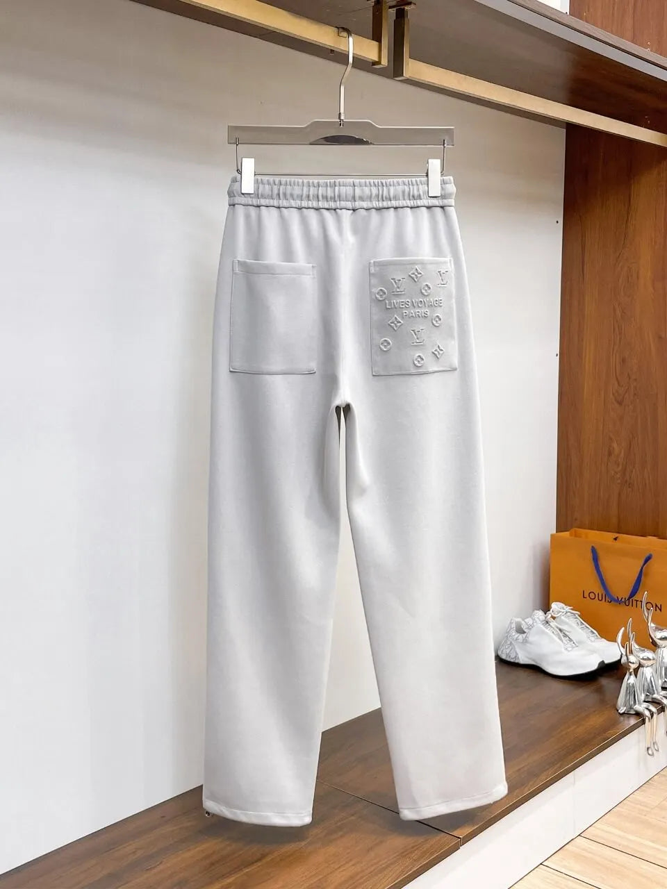 Simple Embossed Logo Straight‑fit Pants