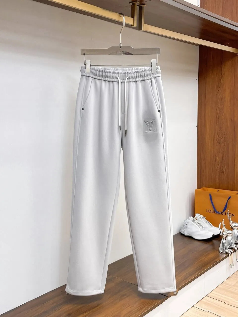 Simple Embossed Logo Straight‑fit Pants