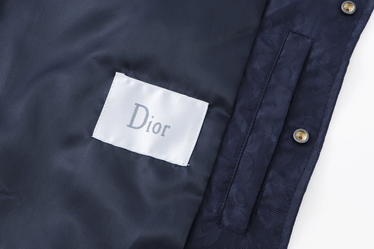 Subtle Pattern All-Over Jacquard Jacket