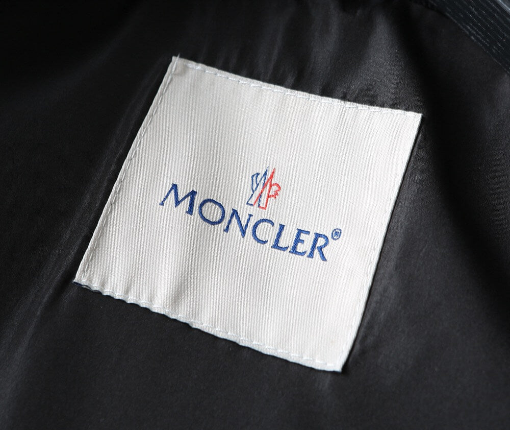 Script Embroidery Collared Zip‑Up Jacket