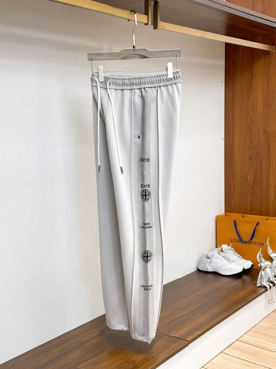 Side Repeating Logo Print Loose‑Fit Pants