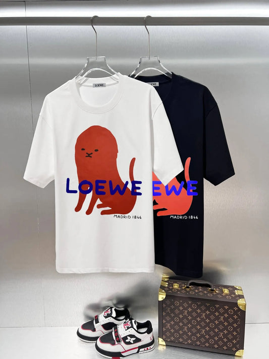 Sitting Lion Print  T‑Shirt