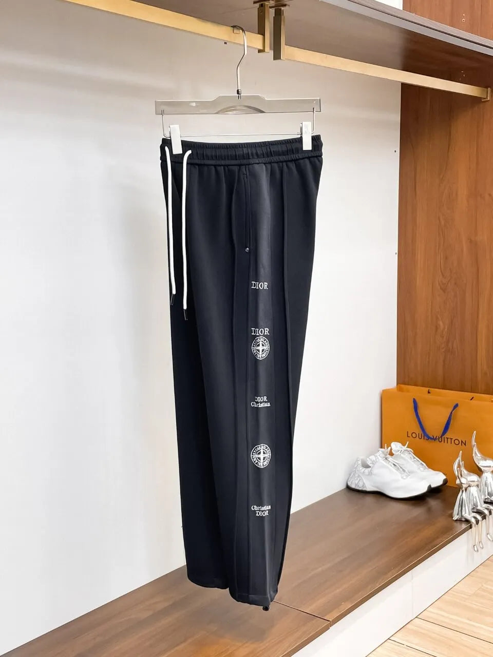 Side Repeating Logo Print Loose‑Fit Pants