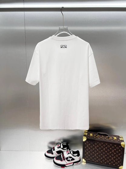 Sitting Lion Print  T‑Shirt